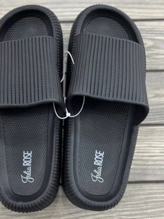 julia rose Shoes - NWT Women’s Black Slide Sandals